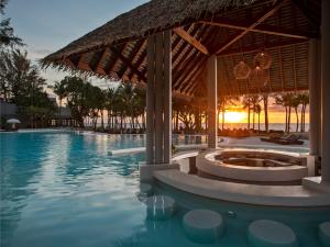 Bazén v ubytování Natai Beach Resort nebo v jeho okolí