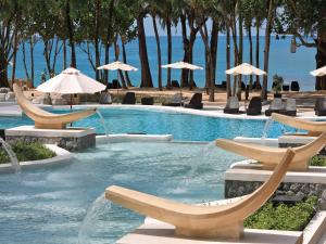Bazén v ubytování Natai Beach Resort nebo v jeho okolí