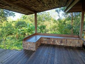 Napahong forest camp外面的花园