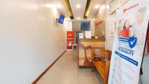Certifikát, hodnocení, plakát nebo jiný dokument vystavený v ubytování RedDoorz near Bambang Station