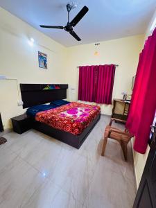 Giường trong phòng chung tại G Mount Budget Stay