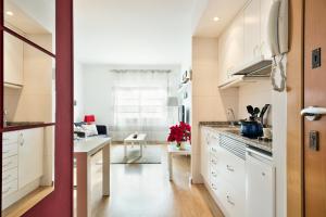 Kuhinja oz. manjša kuhinja v nastanitvi Luxury Apartment Barcelona