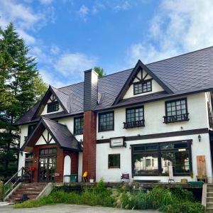 Το κτήριο όπου στεγάζεται  το hostel