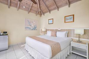 Letto o letti in una camera di Hawksbill Resort Antigua - All Inclusive