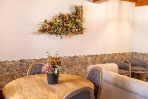Hotel Rural La Bodega del Baldomero的休息区