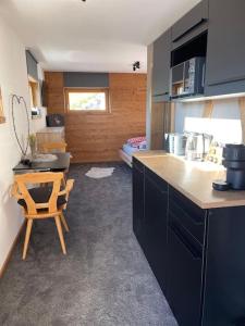 Kuchyňa alebo kuchynka v ubytovaní Apartment direkt an der Piste