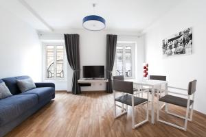 Posedenie v ubytovaní Oriana Homèl Roma
