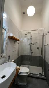 A bathroom at Double B Ferruccio I