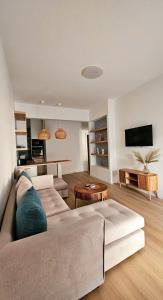 TV a/nebo společenská místnost v ubytování Sunrise condo