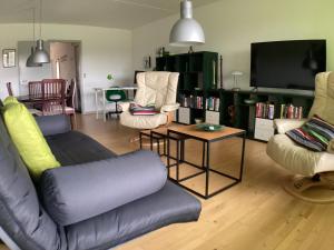 Istumisnurk majutusasutuses Komfort hjem i Aalborg