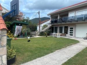 Budova, kde se apartmán nachází