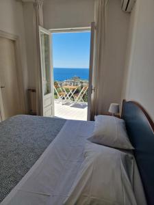 Postel nebo postele na pokoji v ubytování Hotel Bellavista + 29 fotografií