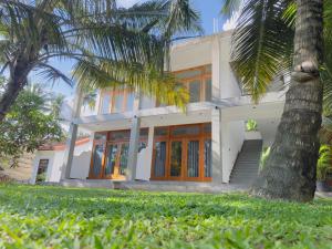 Zahrada ubytování New Ocean Breeze Madiha