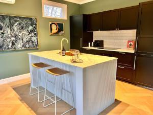 Køkken eller tekøkken på Ayla Cottage - Cosy Escape