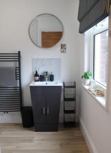 Φωτογραφία από το άλμπουμ του Aqua nest Eastbourne - En-suite, Free parking, Kitchen στο Ίστμπορν