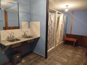 Koupelna v ubytování Complejo Don Joel