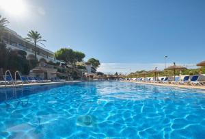 Bazén v ubytování Hotel Casablanca nebo v jeho okolí