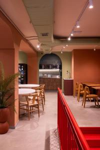 The Loft House Madrid的休息区