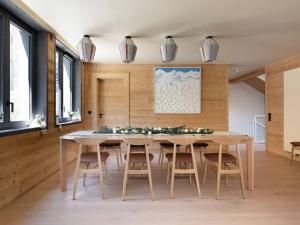Chalet neuf avec spa, skiroom prive et grande terrasse a Courchevel Village - FR-1-664-11