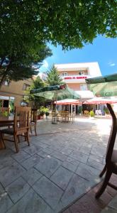 Fotografie z fotogalerie ubytování Hotel Te Sadiku v destinaci Gramsh