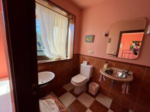 Bilik mandi di Casa Río Miño CORTEGADA +93 gambar