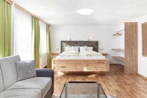 Postel nebo postele na pokoji v ubytování Pension Vorberghof- Bauernhofurlaub