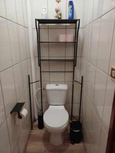 Ένα μπάνιο στο Villa avec piscine au calme à la campagne