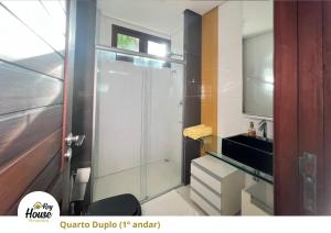 Kuchyň nebo kuchyňský kout v ubytování Rey House