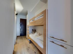 Zdjęcie z galerii obiektu Appartement cosy rénové à Tignes, proche des pistes, balcon, wifi - FR-1-641-13 w mieście Tignes +7 zdjęć