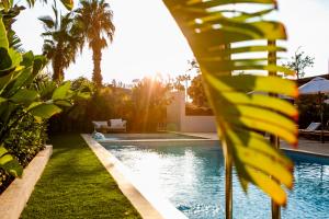Bazén v ubytování Albades Hotel & Spa - Adults Only - 4 Star Superior nebo v jeho okolí