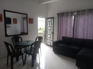 Posezení v ubytování SANTYS HOUSE MELGAR apartamento amoblado para 6 personas