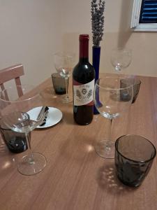 Nápoje v ubytovaní Apartman Zaric