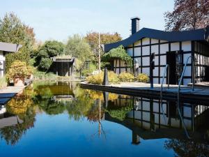 Zahrada ubytování Resort in Germany with Tropical Pool & Lake