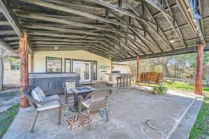 Αίθριο ή υπαίθριος χώρος στο The Cedar House