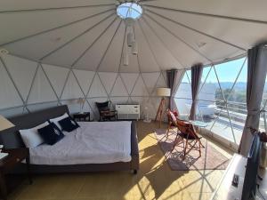 Χώρος καθιστικού στο Thew Lom Camp at Khao Kho