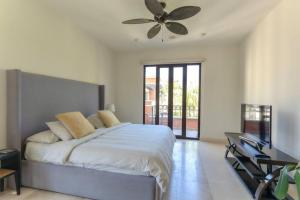 Ένα ή περισσότερα κρεβάτια σε δωμάτιο στο Luxurious Penthouse