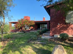 En have udenfor La Tina