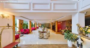 Posezení v ubytování Ngoc Phat Dalat Hotel