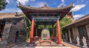 西安市にあるXana Lite· Xi'an South Gate Yongningmen Subway Stationの大門