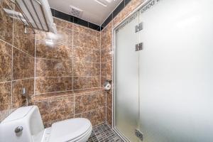 Vannituba majutusasutuses Kyoung Dong Hotel Myeongdong