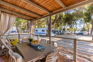 Fotografie z fotogalerie ubytování Mobile Homes Rapoća v destinaci Nerezine