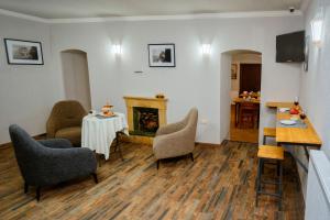 Posezení v ubytování Tea for Two Hotel