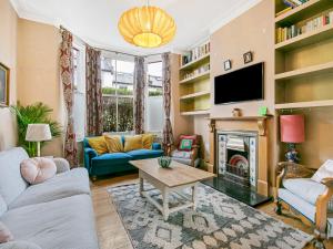 Fotografija u galeriji objekta Pass the Keys Snuggy home in the heart of Chiswick u Londonu