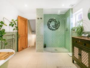 Fotografija u galeriji objekta Pass the Keys Snuggy home in the heart of Chiswick u Londonu