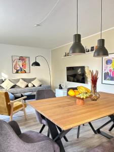 Χώρος καθιστικού στο Modernes Designer-Apartment für 7 Gäste - 80qm in zentraler Lage, Self-Check-In