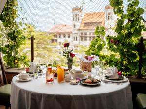 Essen im Hotel oder in der Nähe
