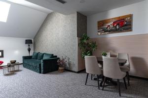 Posezení v ubytování Apartmani Astral + 15 fotografií