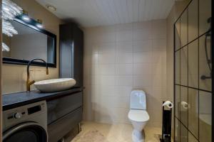 Koupelna v ubytování Pärnu Kesklinna Apartement + 10 fotografií