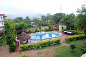 The swimming pool at or close to Hill View