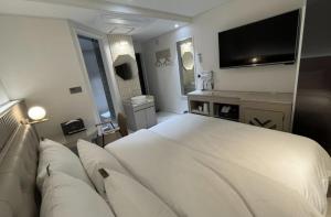 Seosan Hound Hotel客房内的一张或多张床位